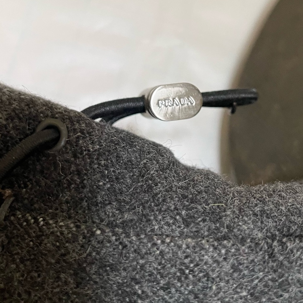 Authentic Prada classic toggle wool loafers - Picture 10 of 14